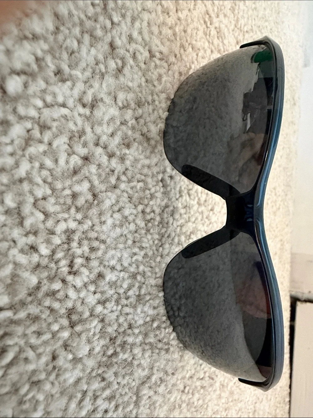 Maui Jims Sport Shield Sunglasses with Brown Hard Case